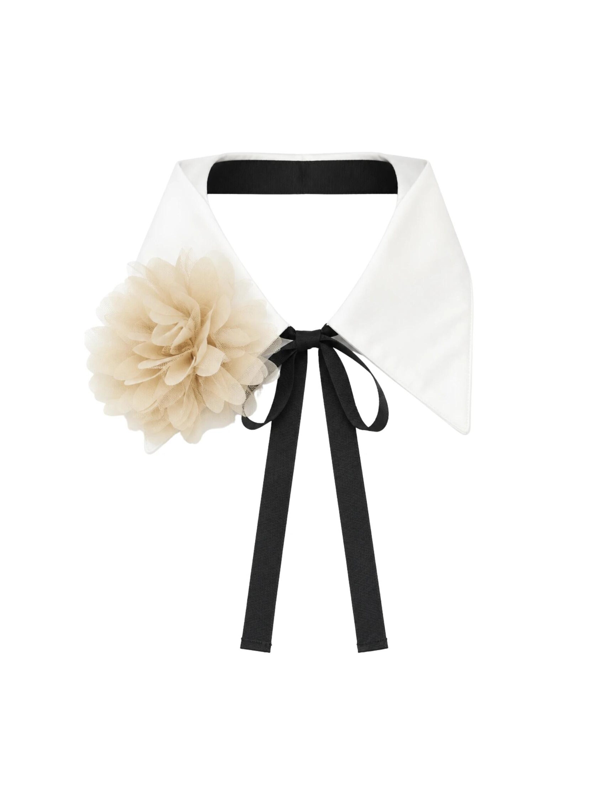 Col 'Margot Collar' Christine on the clouds en beige : devant