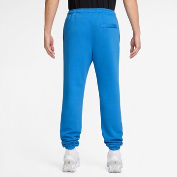 NIKE Tapered Sporthose 'Club' in Blau