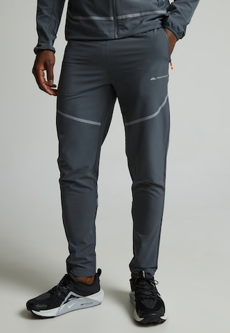 MONTERRAIN Tapered Workout Pants in Blue: front