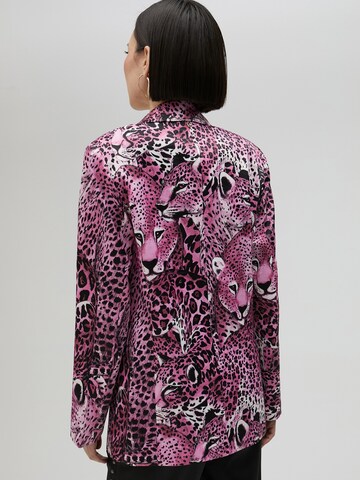 Lola Casademunt Blejzr – pink