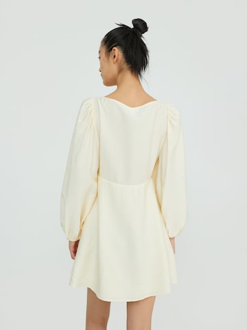 EDITED Dress 'Neah' in Beige