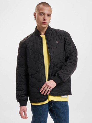 Veste mi-saison 'Collegiate' Tommy Jeans en noir : devant