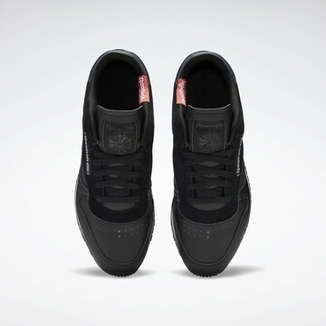 Sneaker bassa di Reebok in nero