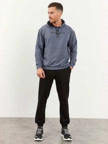Tommy Life Sweatsuit in Grey