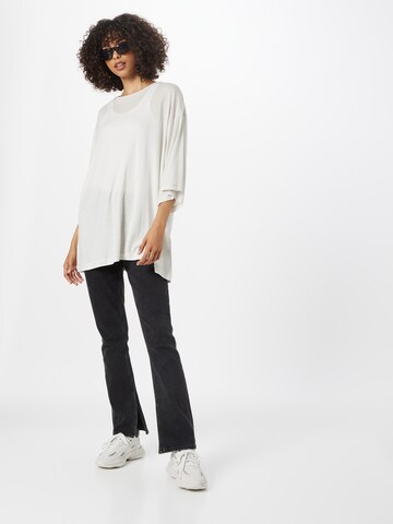 WEEKDAY - Camisa oversized em branco