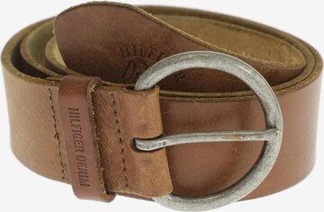 Tommy Jeans Belt in One size in Brown: front