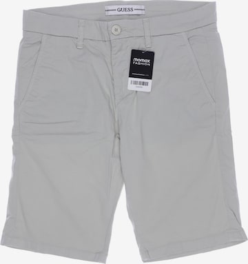 GUESS Shorts 32 in Grün: predná strana