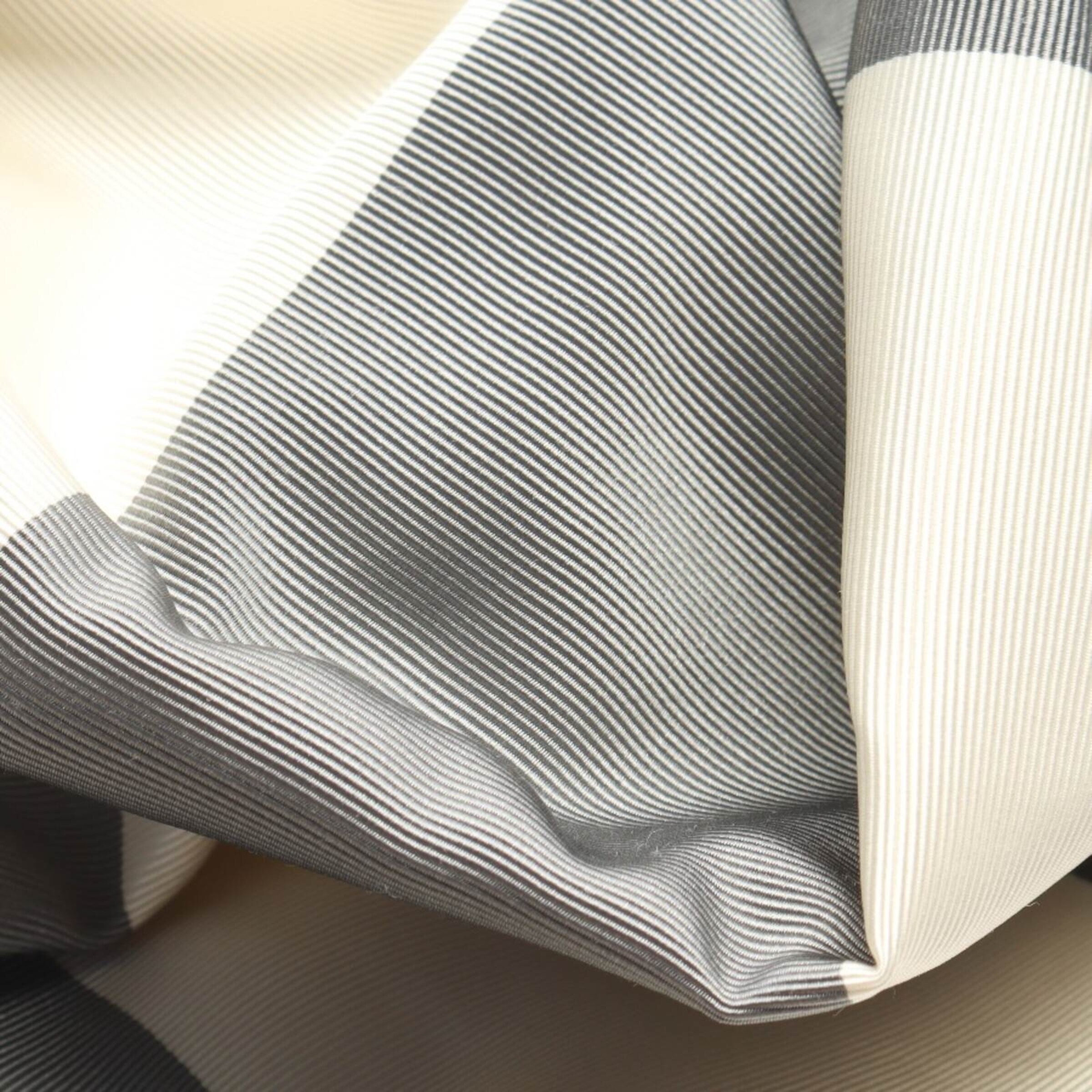 BURBERRY Kleid XS in Mischfarben