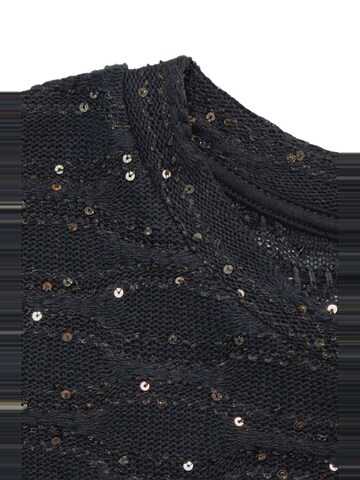 Shape Of You Blouse in Black