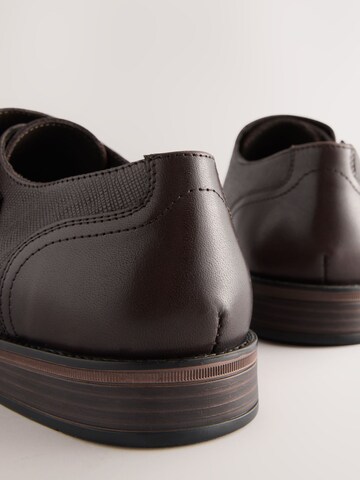 Chaussure à lacets 'Saffiano' Next en marron