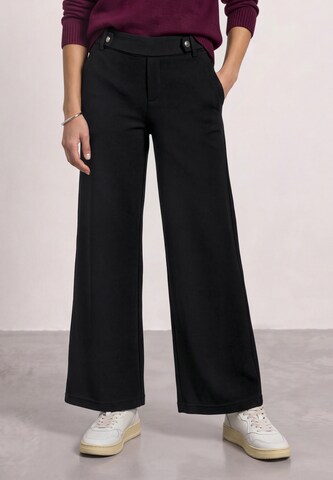 STREET ONE Regular Pants in Black: front