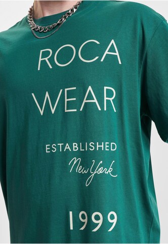 T-Shirt 'ExcuseMe' ROCAWEAR en vert