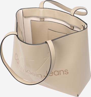 Calvin Klein Jeans Shopper in Beige