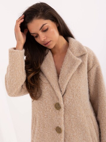 Madnezz House Tussenmantel '96775.19' in Beige