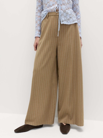 Marks & Spencer Wide Leg Hose in Beige: Vorderseite