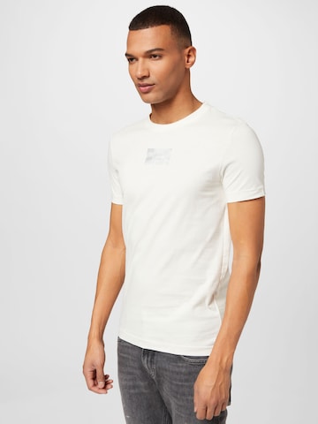 T-Shirt Calvin Klein Jeans en blanc : devant