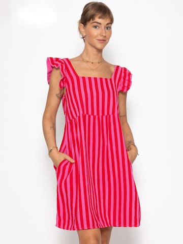 SASSYCLASSY Dress in Pink