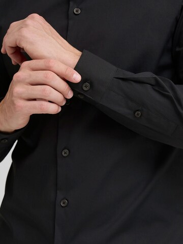 Casual Friday - Ajuste estrecho Camisa de negocios en negro