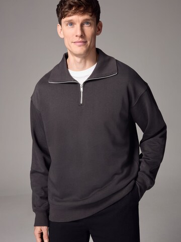 Next Sweatshirt in Grijs