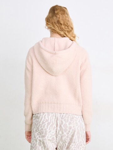 Pulover 'Phoenix' de la Nike Sportswear pe roșu