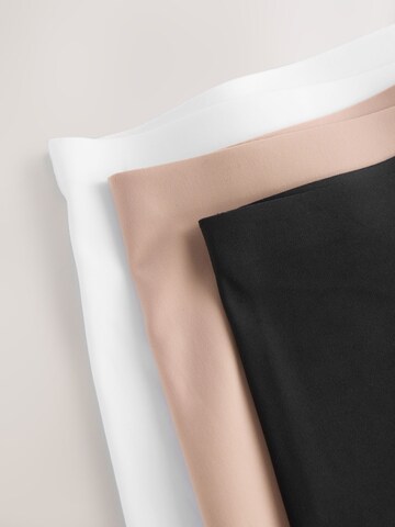 Next - Panti en negro
