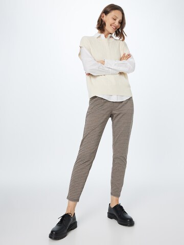 Slimfit Pantaloni chino di ICHI in beige