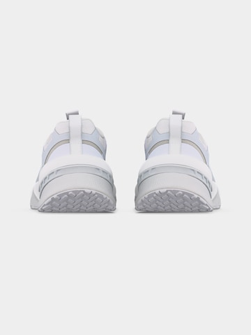 balta UNDER ARMOUR Sportiniai batai 'UA Reign XT'