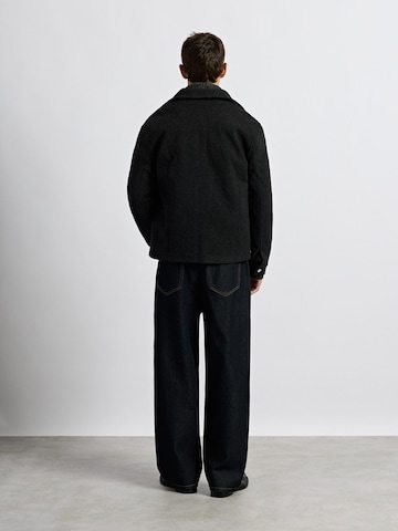 Burocs Between-Season Jacket in Black