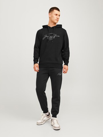 Trening 'JJFerris' de la JACK & JONES pe negru: față
