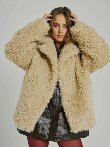NORR Tussenjas 'Bang' in Beige: voorkant