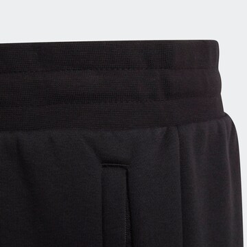 ADIDAS ORIGINALS Regular Pants 'Adicolor' in Black