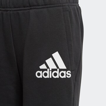 ADIDAS PERFORMANCE Regular Sportshorts in Schwarz