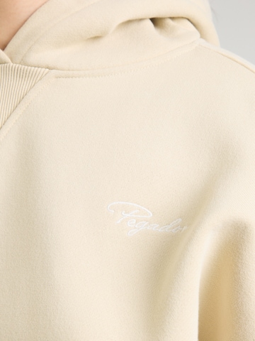 Pegador Sweatshirt 'BINCHE' in Beige