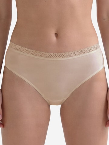 Nina von C. Slip 'Slipboutique' in Beige