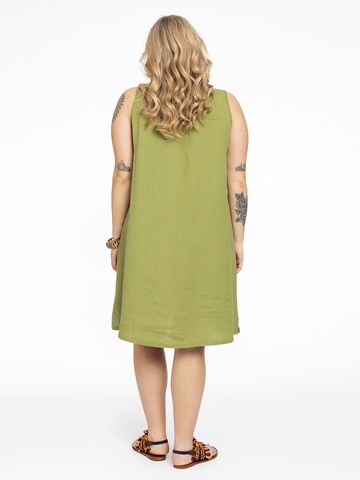 Yoek Dress in Green