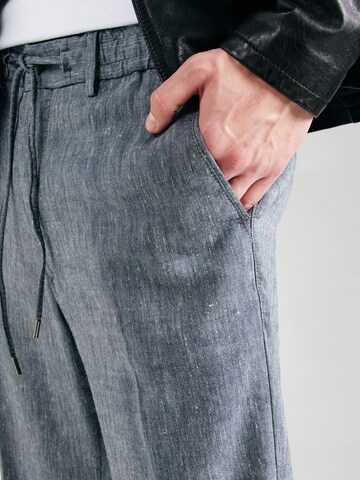 BOSS Конический (Tapered) Плиссированные брюки 'C-Kane' в Синий