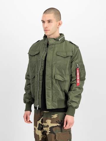 ALPHA INDUSTRIES Jacke 'M-65' in Grün: Vorderseite