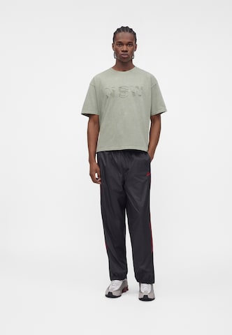 Nike Sportswear - Camisa em verde