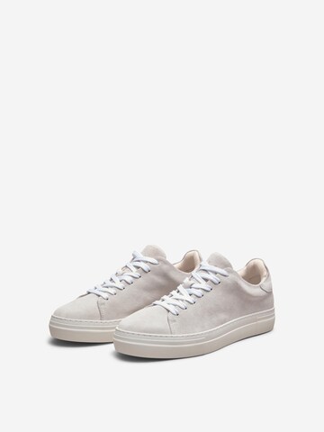 SELECTED HOMME Sneakers low 'David' i grå