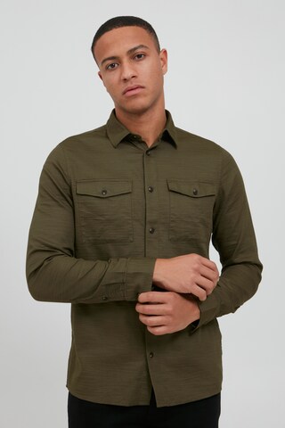Coupe regular Chemise 'Tim' !Solid en vert : devant