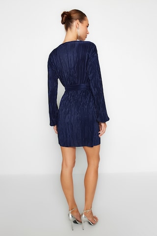 Trendyol Jurk in Blauw