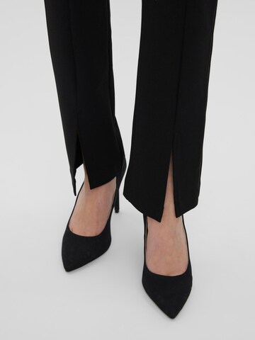 VERO MODA Regular Pants 'Gabriel' in Black