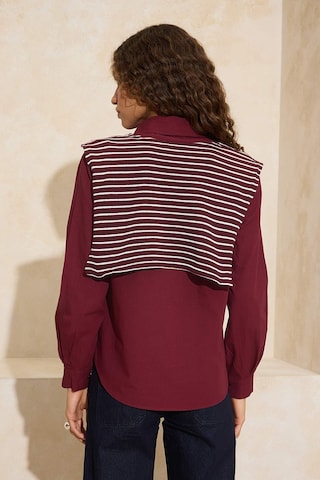 Trendyol Blouse in Red