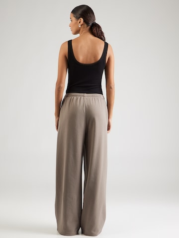 GAP Wide Leg Housut värissä ruskea