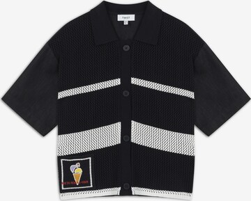 Twist Knit Cardigan in Black: front