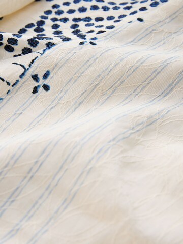 Next Bluse in Beige