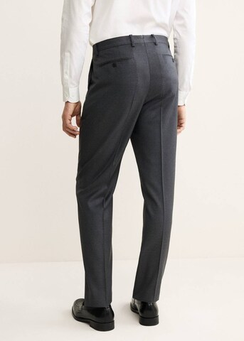 MANGO MAN Regular Pleat-Front Pants 'Siena' in Grey