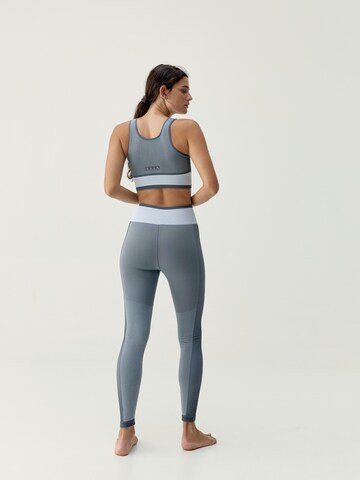 Born Sporttop ' Oasis ' in Blauw