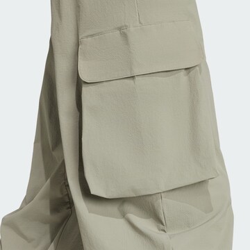 Loosefit Pantalon de sport 'City Tech' ADIDAS SPORTSWEAR en vert