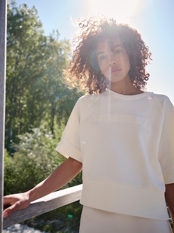I want the moon Shirt 'SPREZZATURA' in Beige